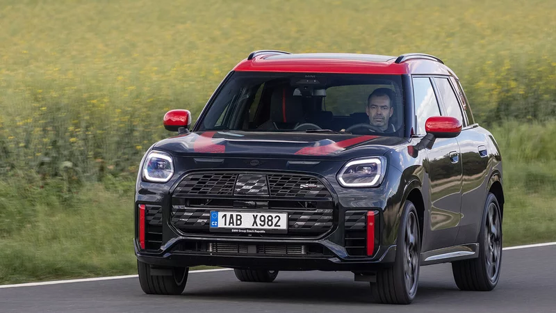 Тест нового MINI Countryman JCW ALL4