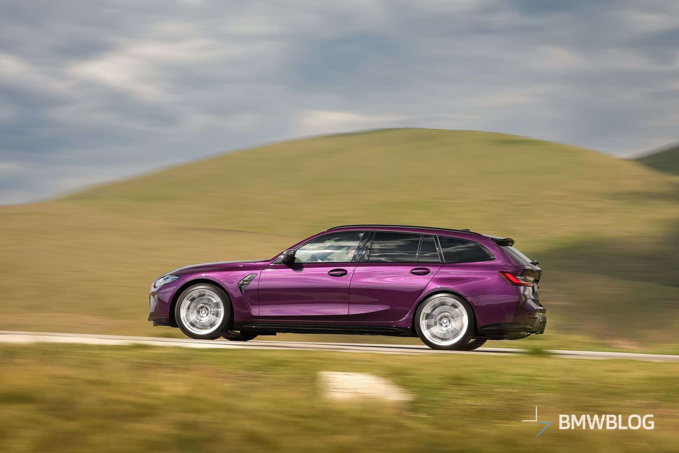 BMW M3 Touring Competition 2025 — вид сбоку