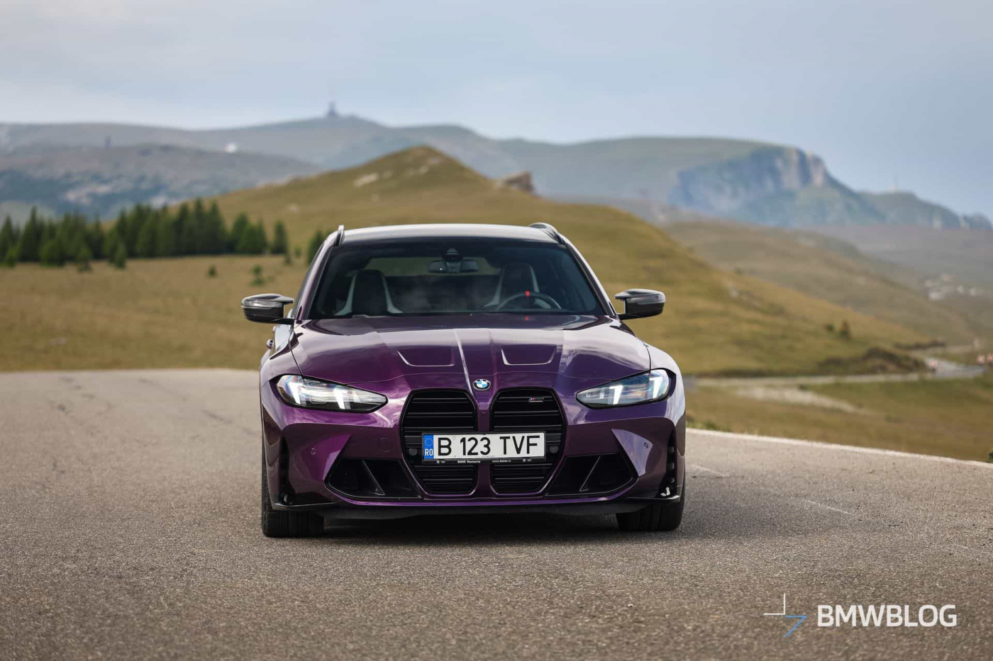 BMW M3 Touring Competition 2025 — вид спереди
