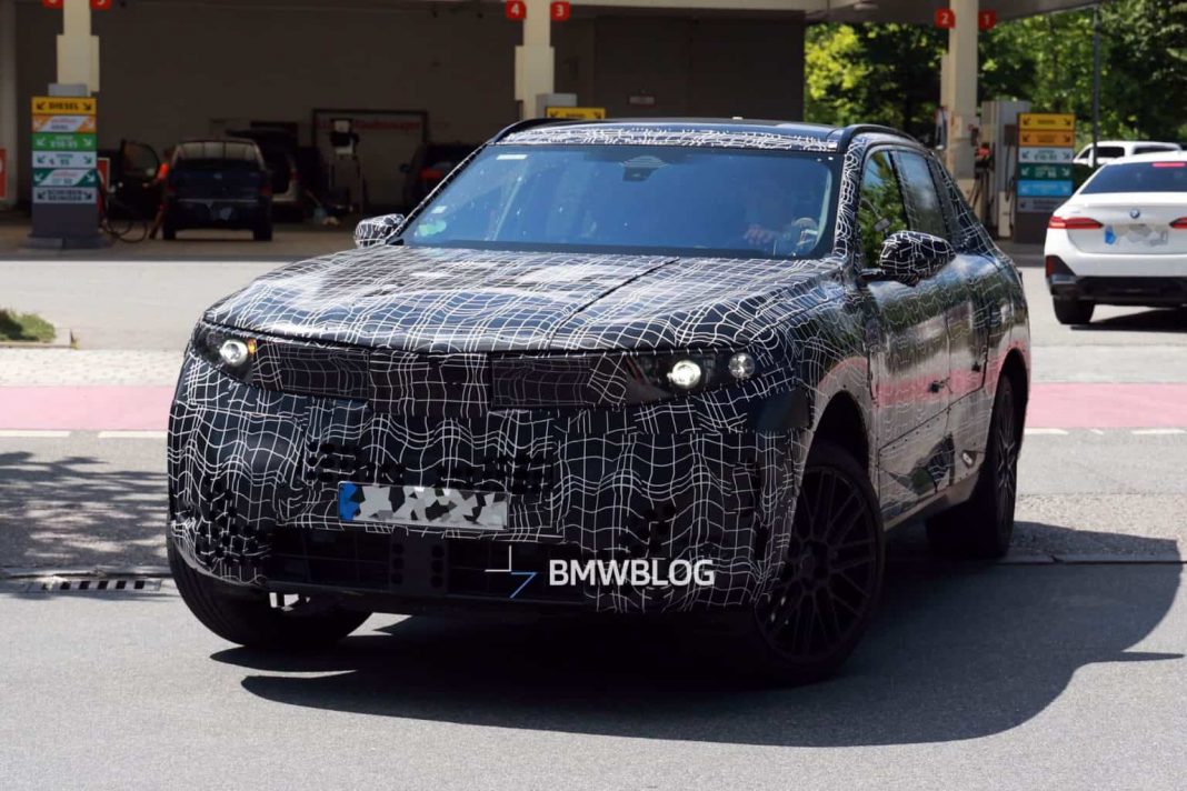 BMW X5 (G65) 2027 модельного года замечен на тестах на Нюрбургринге с рядной 