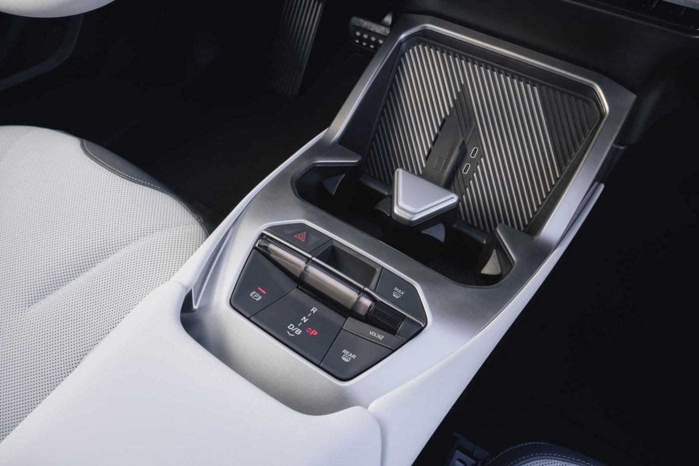 Элементы интерьера BMW iX3 2026 года