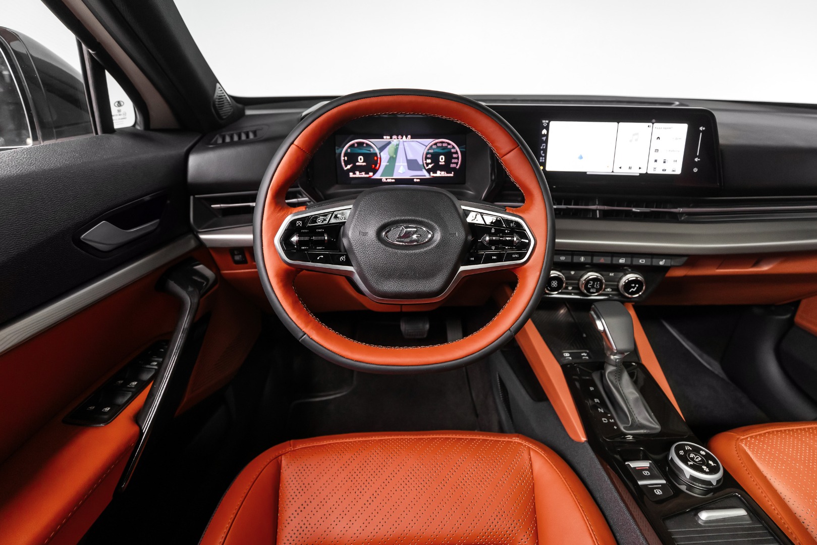 АвтоВАЗ освоил технологию slush skin для интерьера Lada Azimut