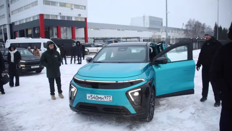 Российский электромобиль «Атом» стартовал в предпродажи: первые заказы открыты для сотрудников КамАЗа