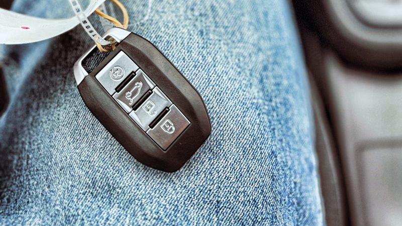 АвтоВАЗ начал поставки новой Lada Vesta 2026 года с технологичными обновлениями сохранив цену