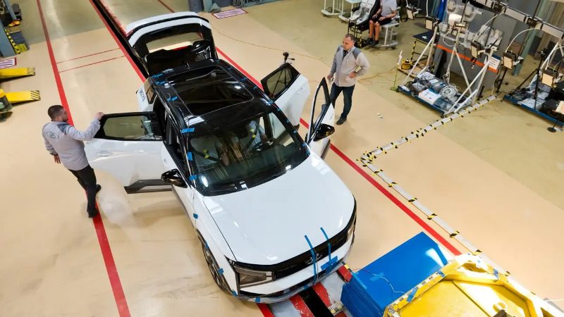 Lada Azimut на краш-тесте. Фото: официальный сайт LADA / lada.ru