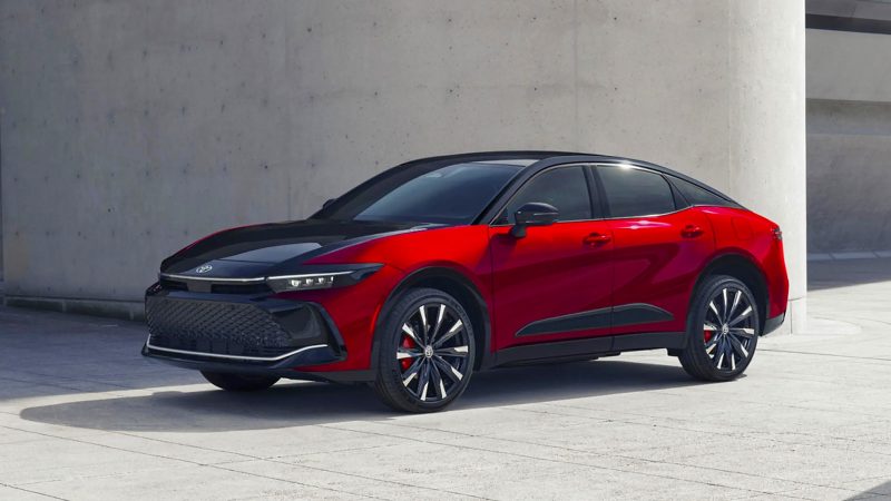 Главный недостаток Toyota Crown исправлен, но за это придется доплатить: представлен Crown 2027