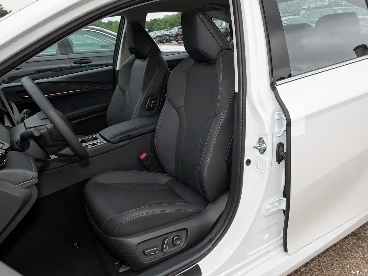 Toyota Camry 2027