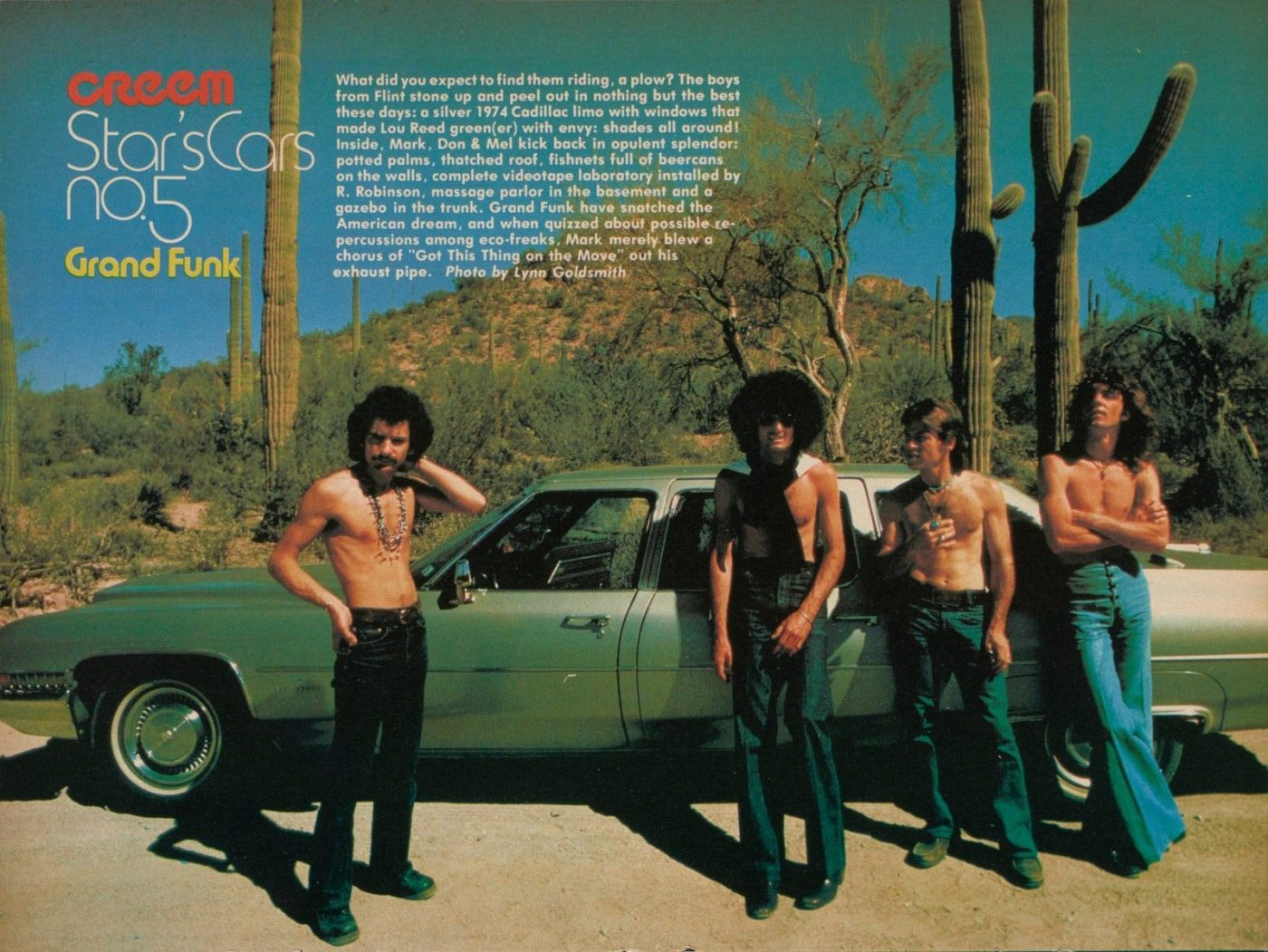 1974 Cadillac limo и участники группы Grand Funk, фото Линн Голдсмит