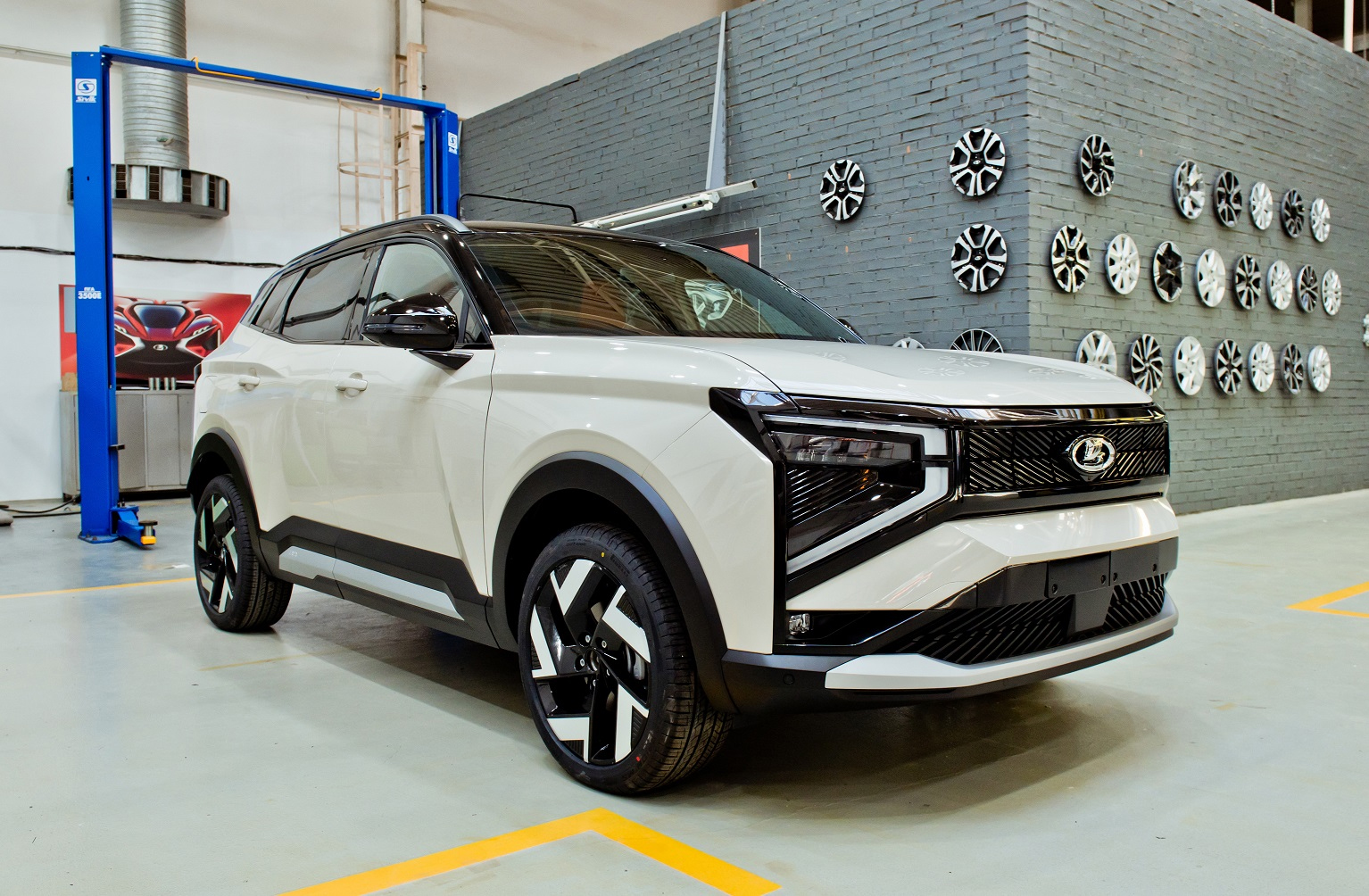 Новая эра АвтоВАЗа: первый кроссовер Lada Azimut пойдёт в серию 18 сентября