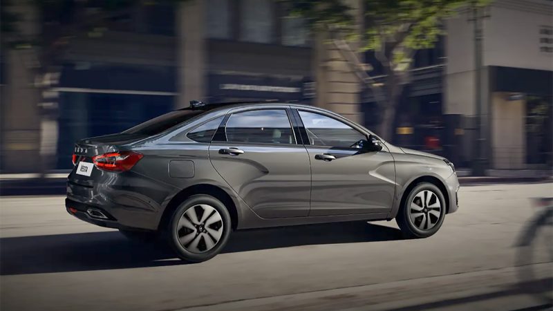 АвтоВАЗ доработал Lada Vesta: новые кронштейны подрамника, защита проводки и свежее ПО R12
